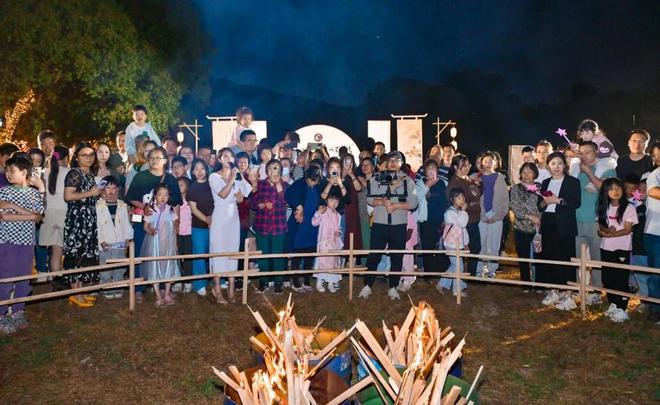 燃！白天逛摊听民谣入夜追萤火蹦迪澳门新葡京“五一”苏州太湖东山太(图5)
